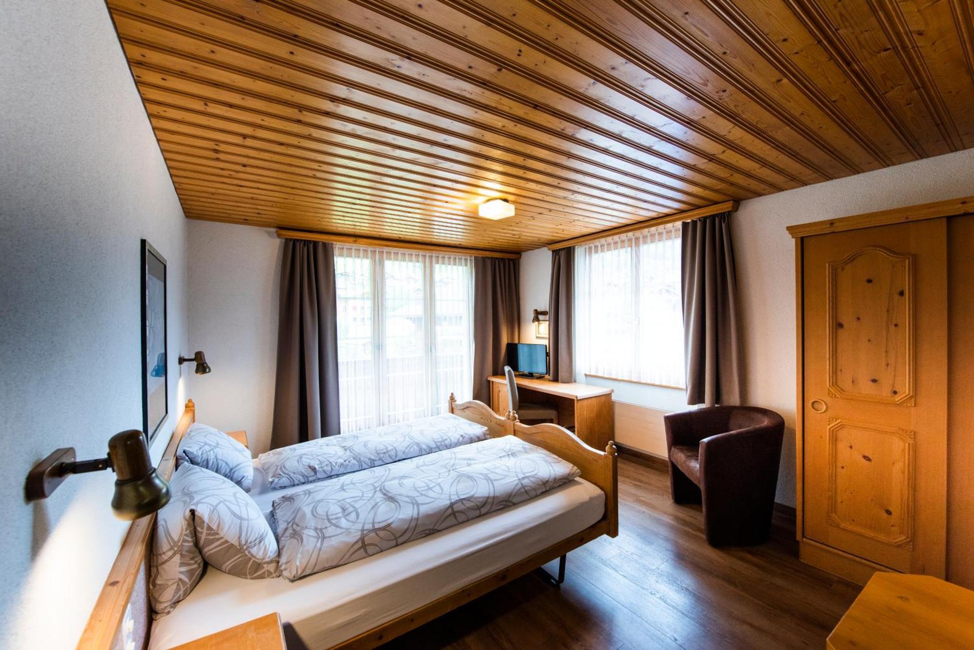 Hotel Brienzerburli Brienz  Kültér fotó