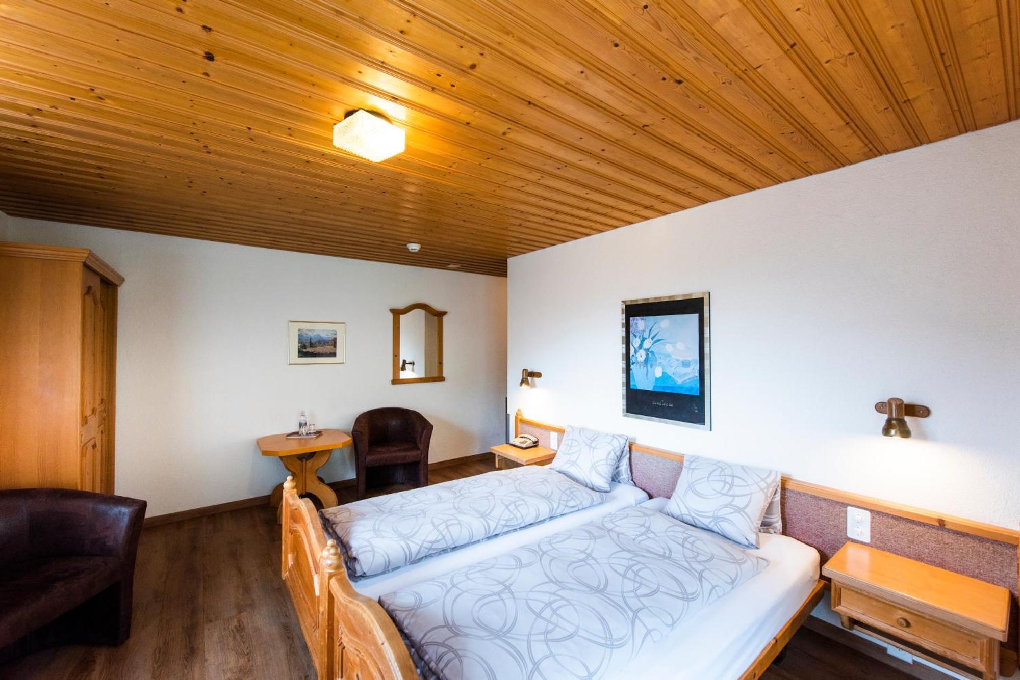 Hotel Brienzerburli Brienz  Kültér fotó