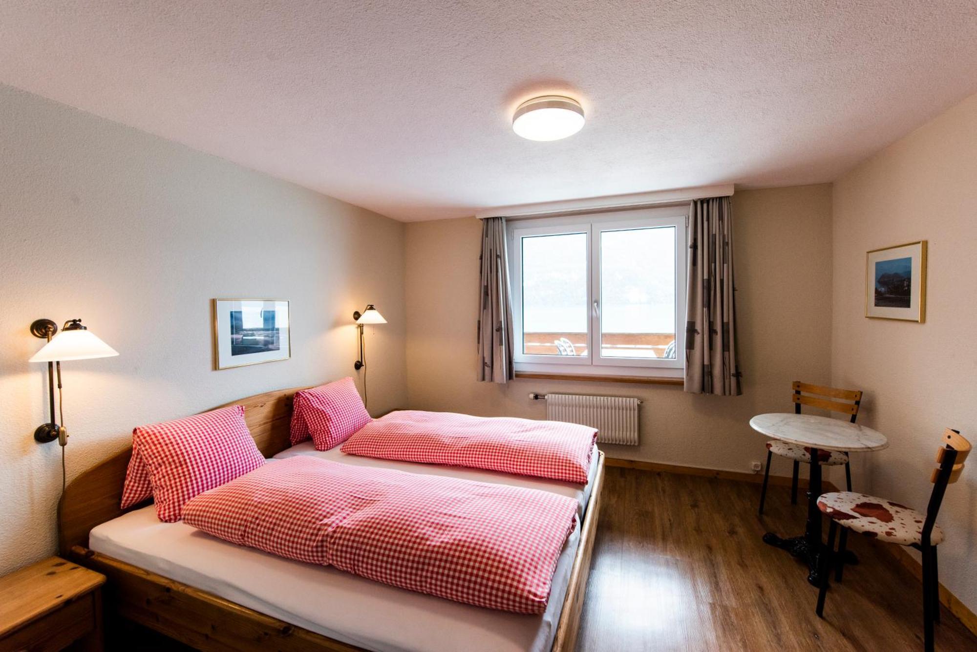 Hotel Brienzerburli Brienz  Kültér fotó