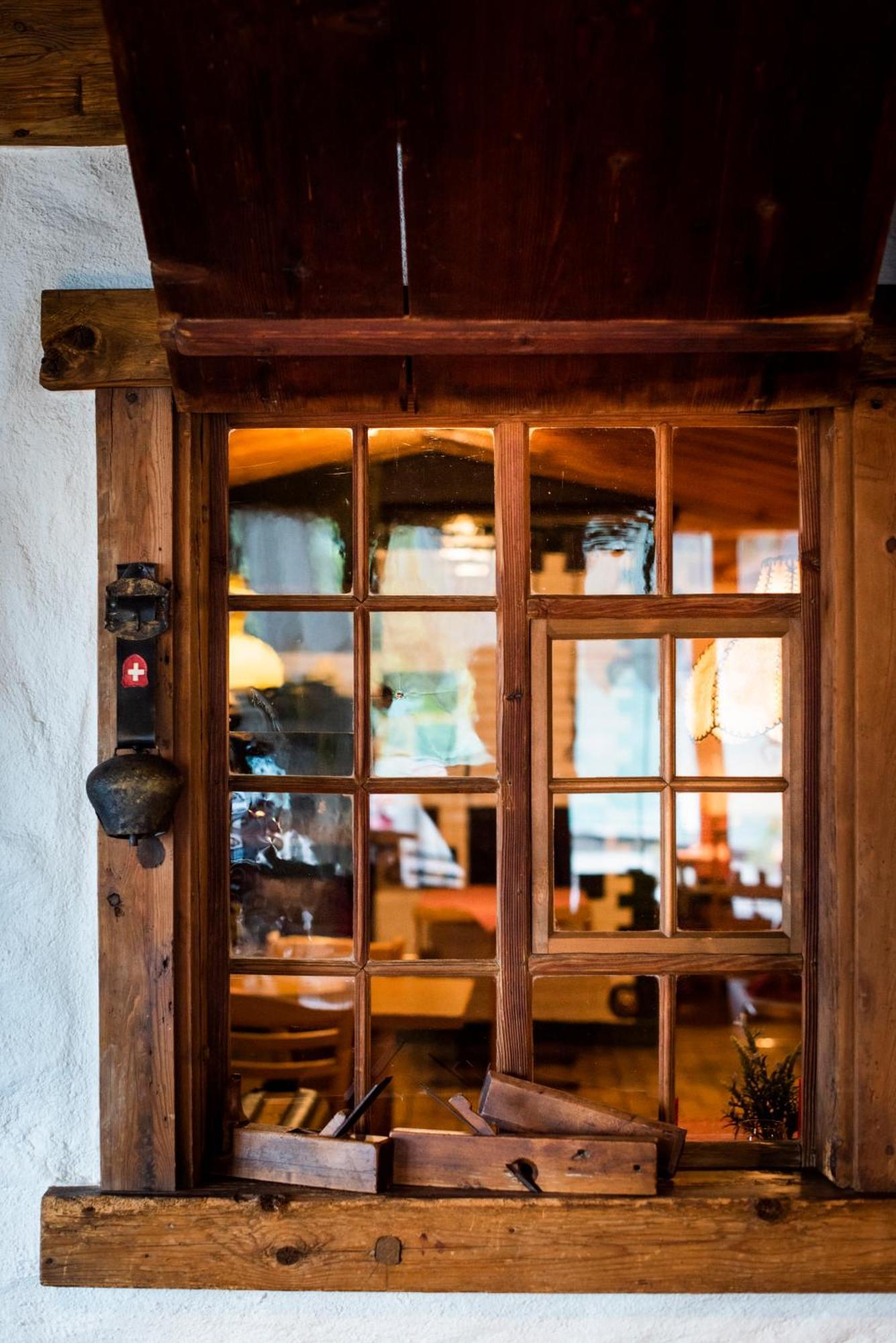 Hotel Brienzerburli Brienz  Kültér fotó